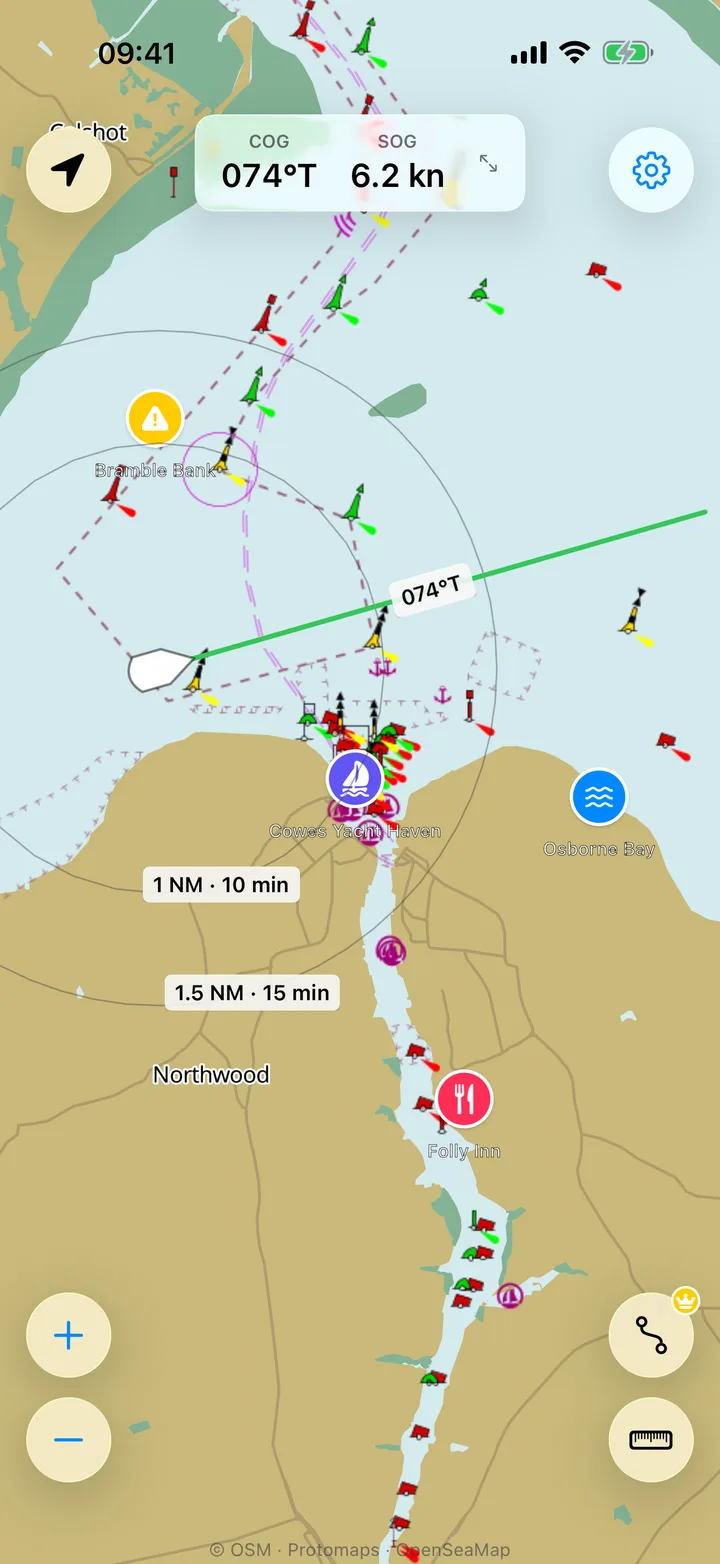 Sea chart of the Solent with seamarks, range rings, and markers